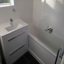 White-Fitted-Bathroom-1